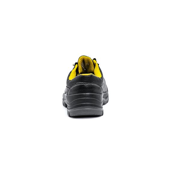 9521 - Low Cut Laced Shoe