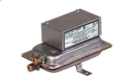 hbt-bms-780007000-differential-pressure-switch-primaryimage.jpg