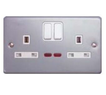hbt-ep-g2446almsg-2-gang-shuttered-switch-socket-outprimaryimage.jpg