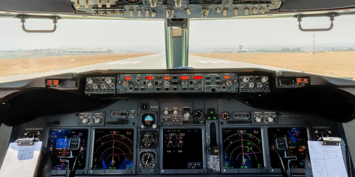 Upgrade your Boeing's 737/777 displays to Honeywell's latest DU Phase 3A, halt obsolescence and avoid failures on older Phase I or II displays.