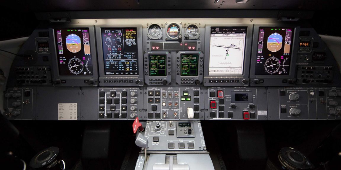 Cockpit upgrade options for Primus 1000/2000 and selected SPZ-8000 cockpits.