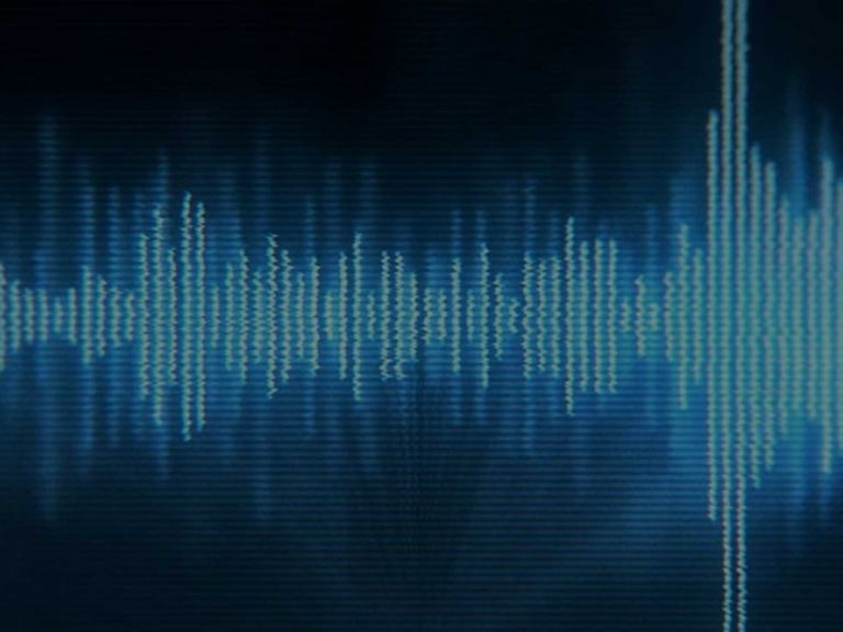 Series IA Broadband Up/Down Converter