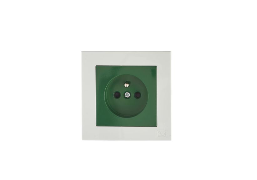 1G 16A French Socket Green center