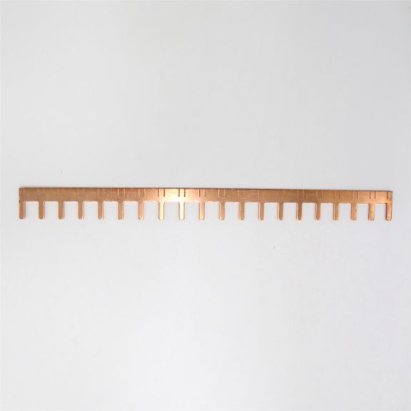 MK5590S 20 MODULE BUSBAR, front