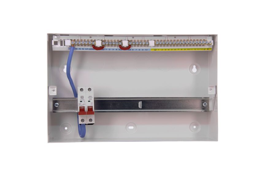 MK5716SMET 16 WAY MCU WITH 100A SWITCH, front