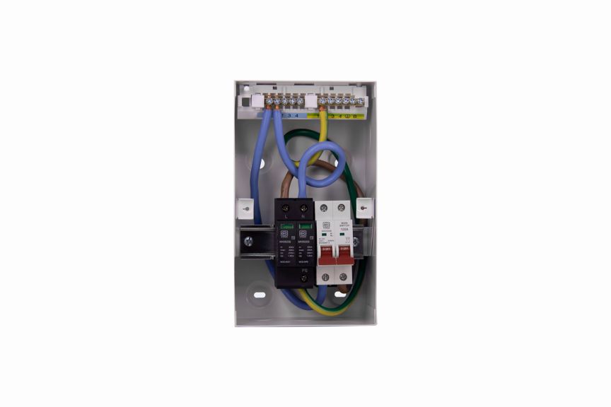 MKS5704SMET 4 WAY MCU WITH 100A SWITCH & SURGE, front