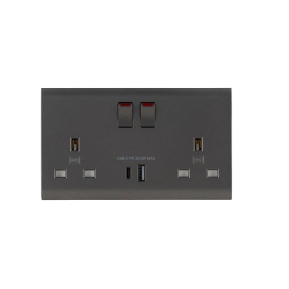 13A 2G DP SWT SKT WITH INTEGRAL USB A+C