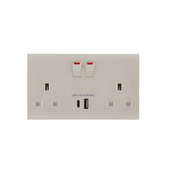 13A 2G DP SWT SKT WITH INTEGRAL USB A+C