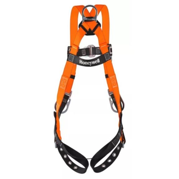 Miller Titan™ II Harness Tongue Buckle leg straps and side D-Rings