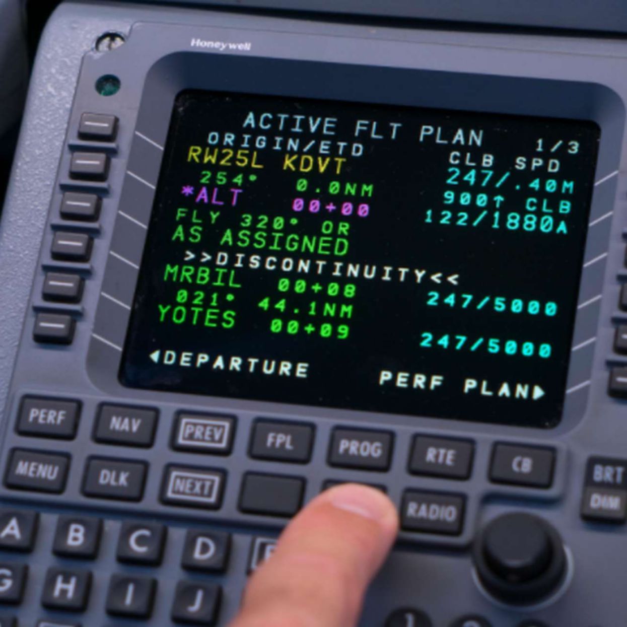 Controller Pilot Datalink Communications Departure Clearance on