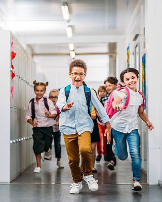BMS-Alerton-Operational-Efficiency-schools-Hero-2880x1440-Overlay.jpg