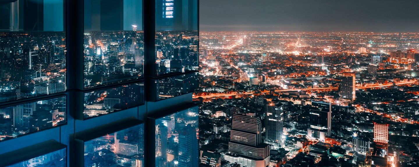 NOTIFIER Background hero banner.jpg