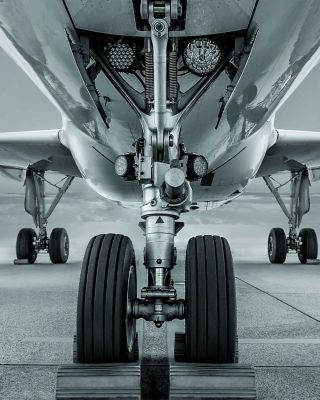 Airplane wheels