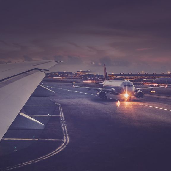 Airplanes on Airport