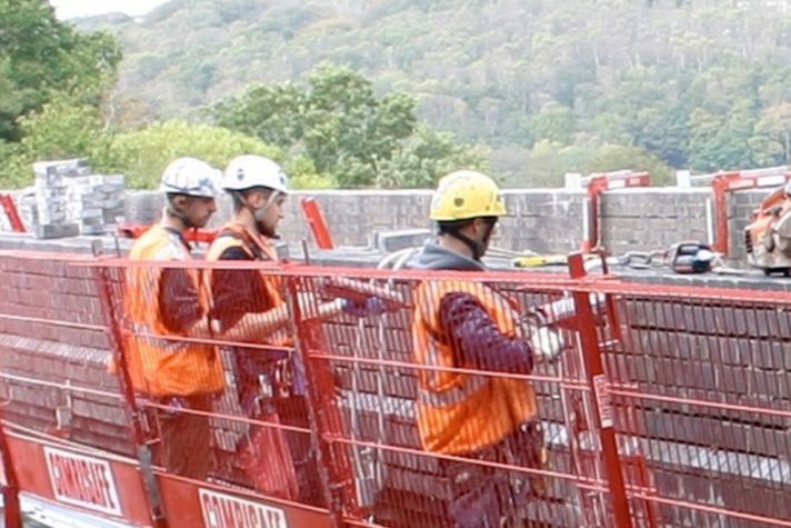 engieering-support-hero-tile-de