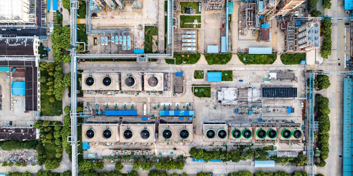 hon-ab_oil-refinery-aerial-photo-1.jpg