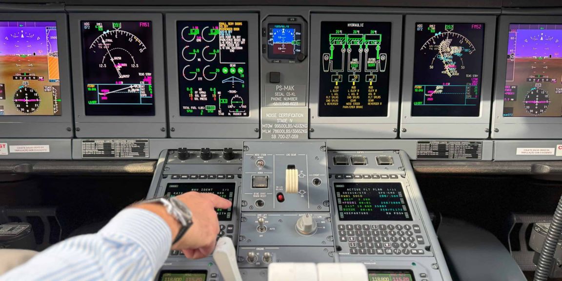Express Jet Plane Cockpit Fantastic Dubai Cockpit Views Flying The New