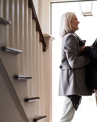 Onity Senior Living Couple in Doorway