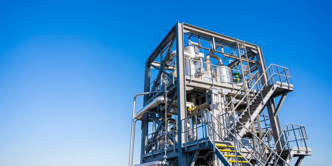 QHT Rig with tanks and cylinders