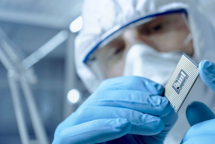  High Tech & Semiconductor