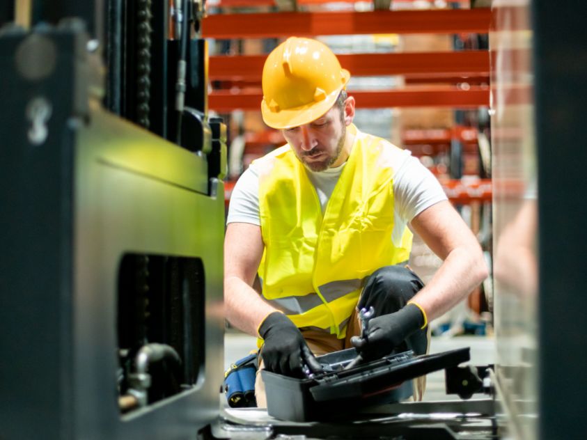 Parts by Equipment and Obsolescence Identification