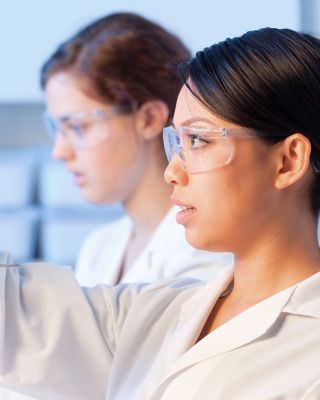 Women in lab