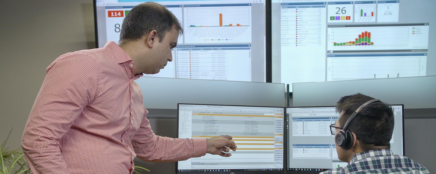 24x7 Technical Support Hero Image