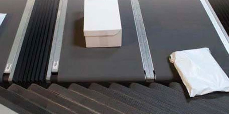 Packaging on conveyor