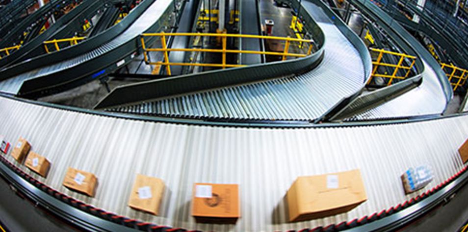 Boxes on conveyor system
