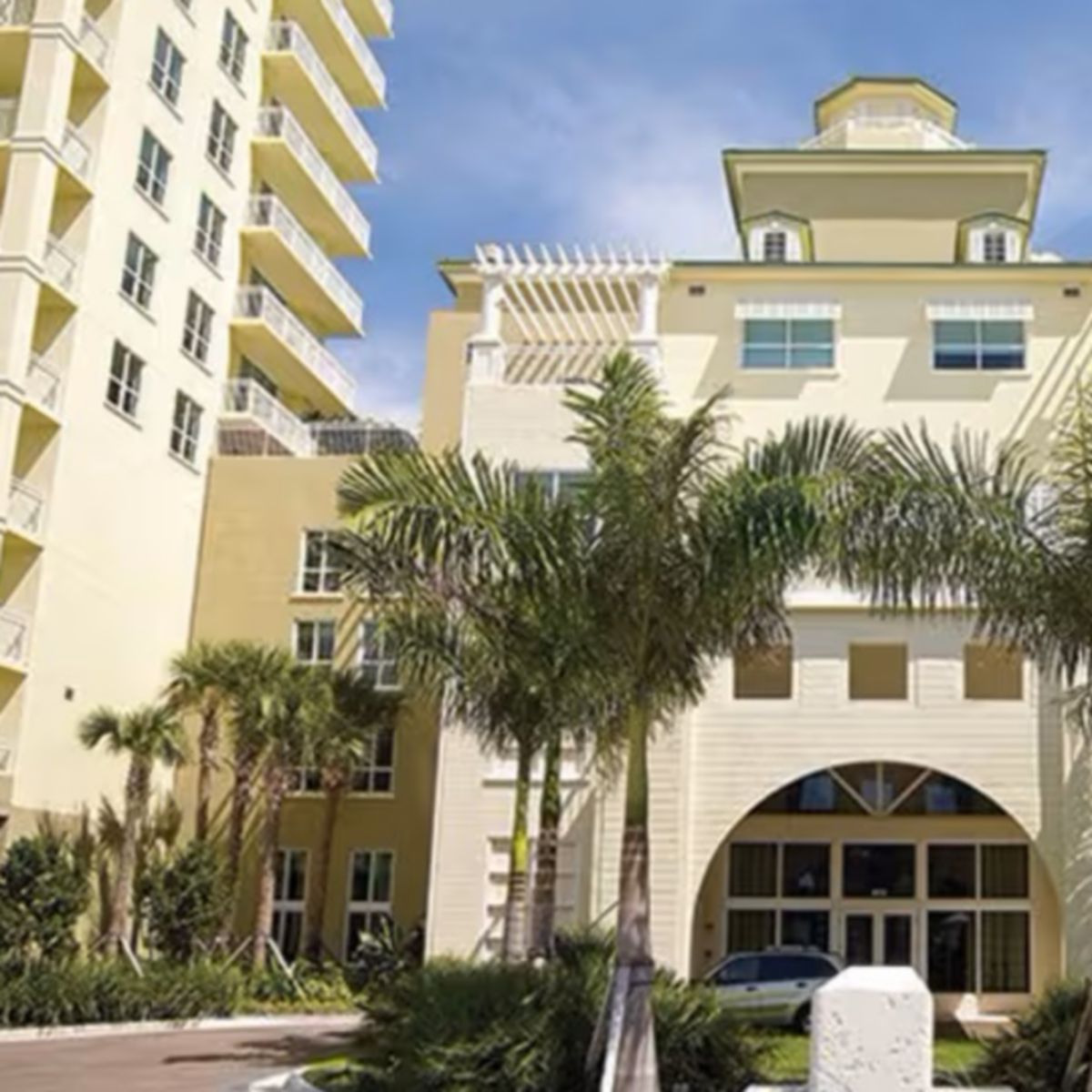 Image with the entrance at Casa Costa
