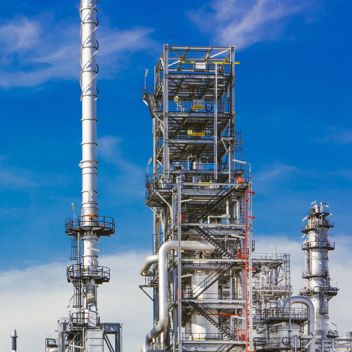 Honeywell pretreats about 40% of the world’s natural gas for LNG and our liquefaction technology is used in nearly two-thirds of global LNG fuel production.