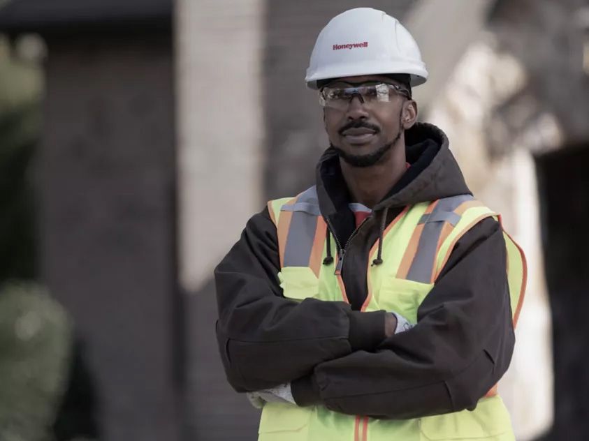 Utility worker equipped for field operations, supporting safer gas distribution through smart metering, anomaly detection, and proactive infrastructure monitoring.