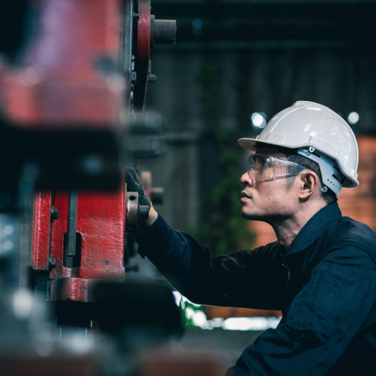 Unplanned equipment failures in grinding, crushing and flotation circuits can significantly impact base metal operations through lost production. 